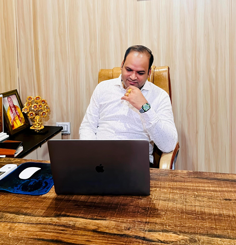 SEO Services IT founder at work